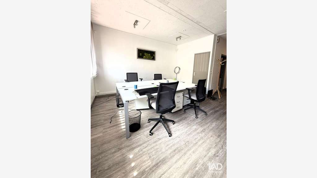 Bureau à La Celle-Saint-Cloud
