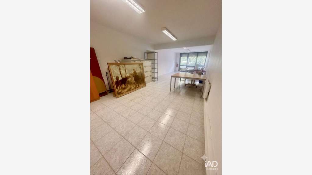 A louer bureau de 50m² à La Chapelle-Saint-Luc