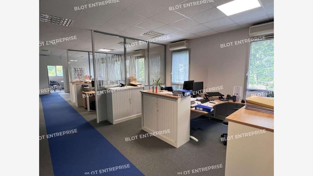 A louer bureaux 456m² R+1 à La Chapelle-sur-Erdre