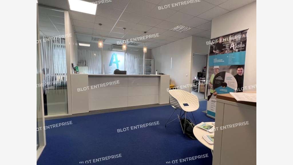 A louer bureaux 456m² R+1 à La Chapelle-sur-Erdre