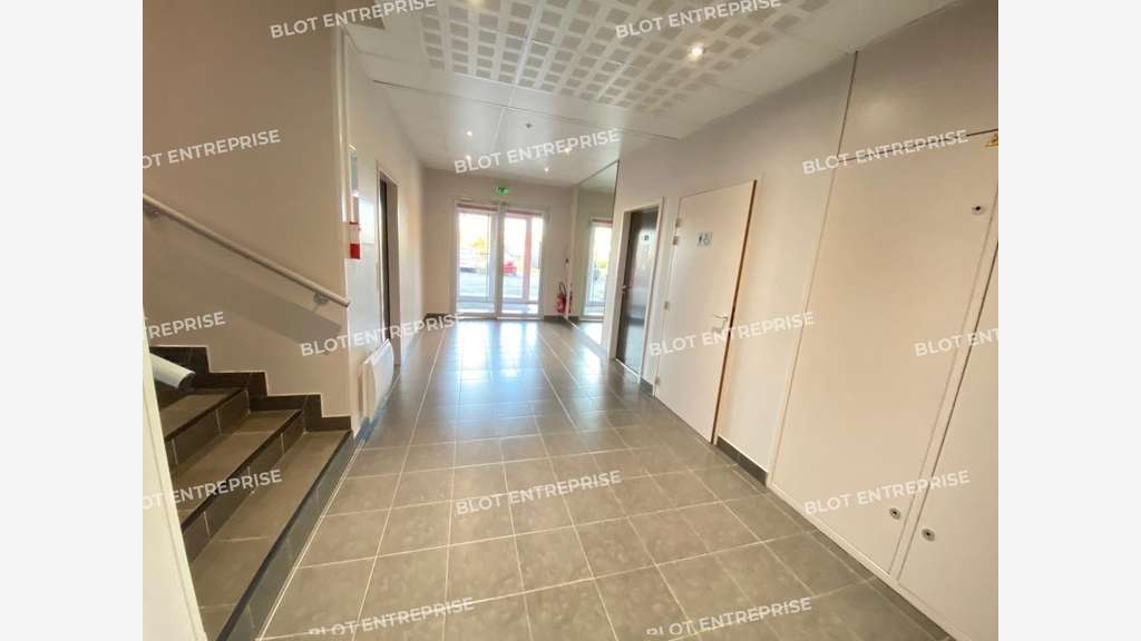 A louer bureaux 134m² RDC à La Chapelle-sur-Erdre