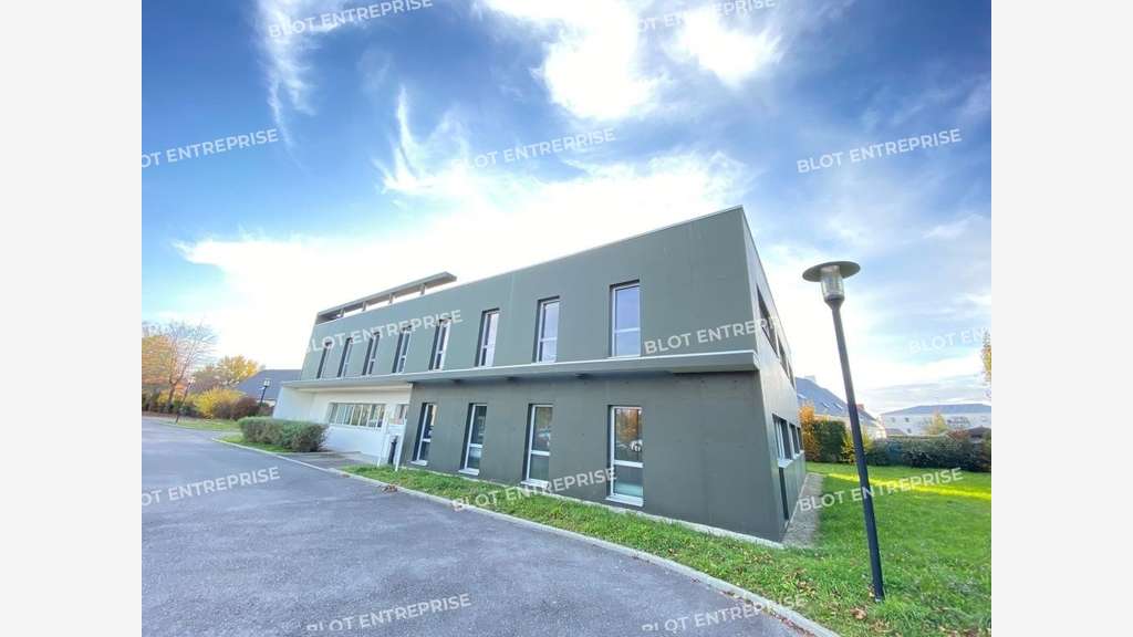 A louer bureaux 134m² RDC à La Chapelle-sur-Erdre