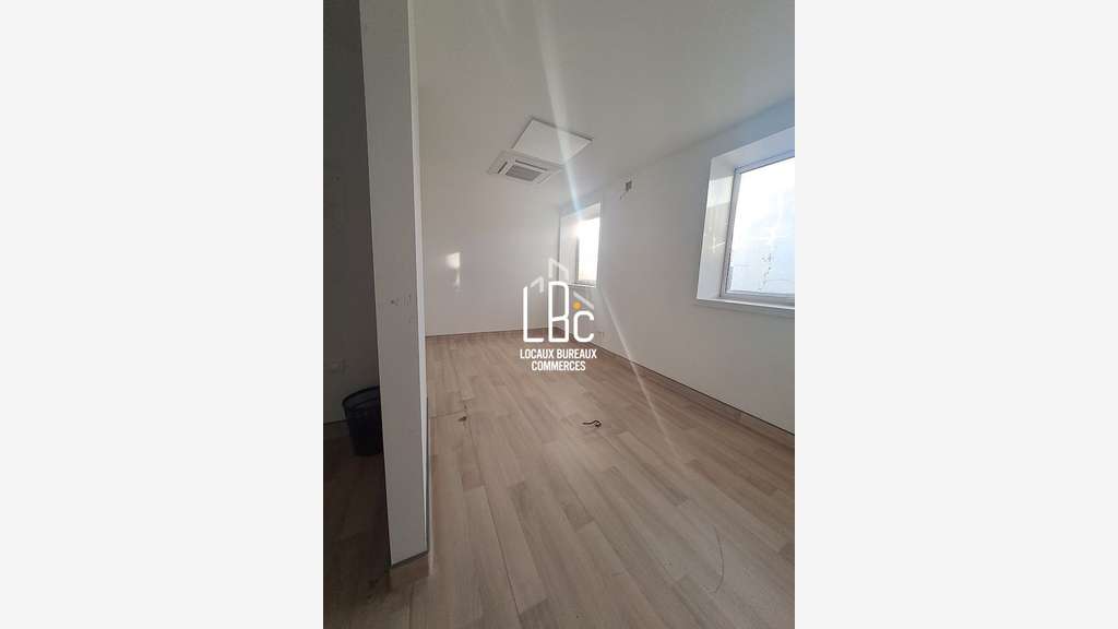 Bureau 18m² à louer à La Chapelle sur Erdre