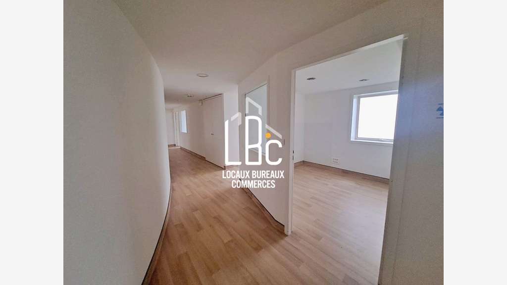 Bureau 18m² à louer à La Chapelle sur Erdre