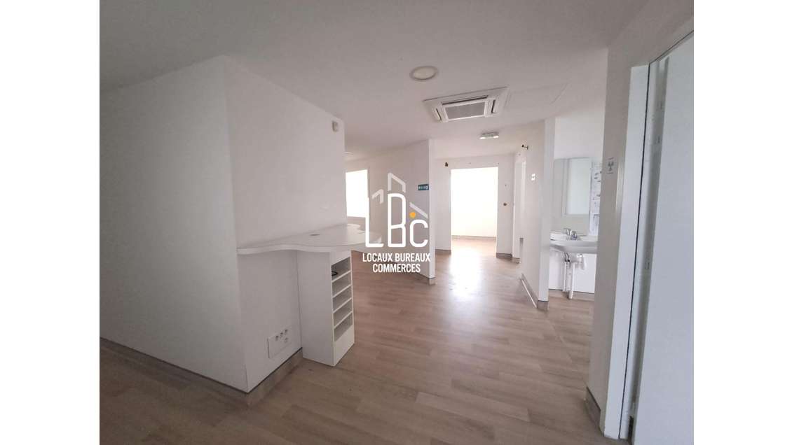 Bureau 18m² à louer à La Chapelle sur Erdre 