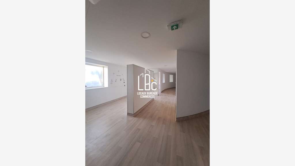Bureau 18m² à louer à La Chapelle sur Erdre