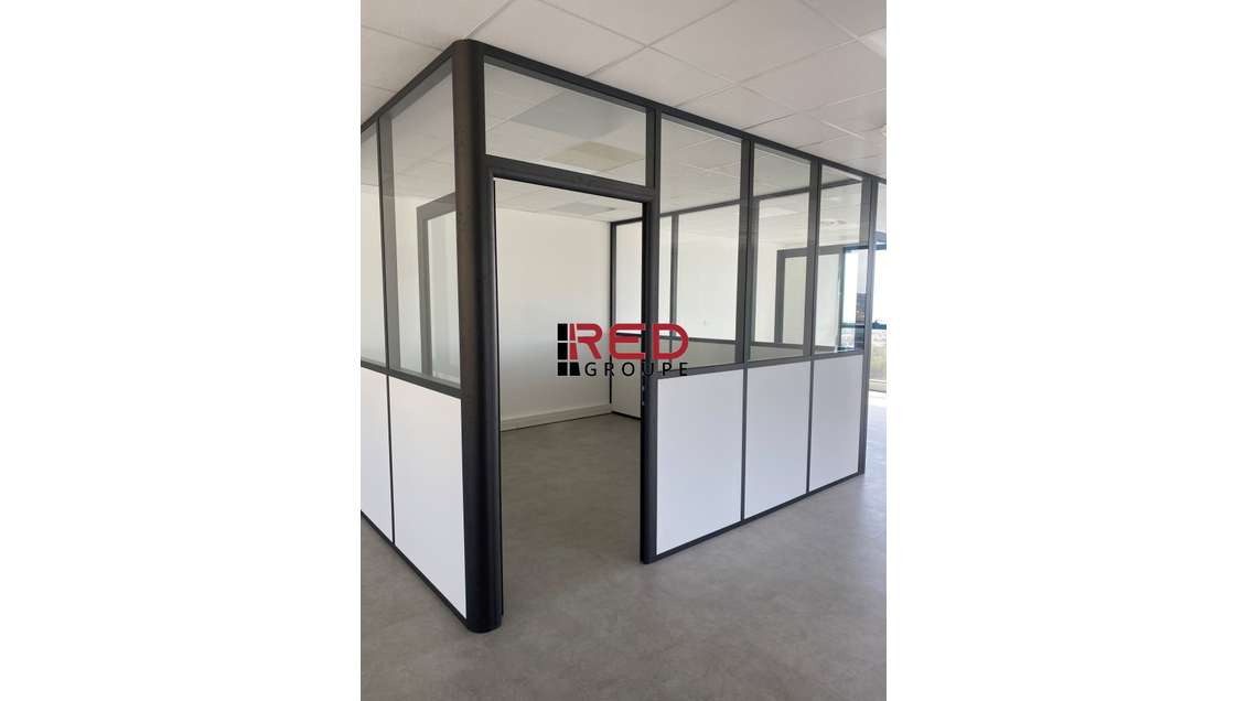 Bureaux très lumineux 142m² à louer à La Ciotat