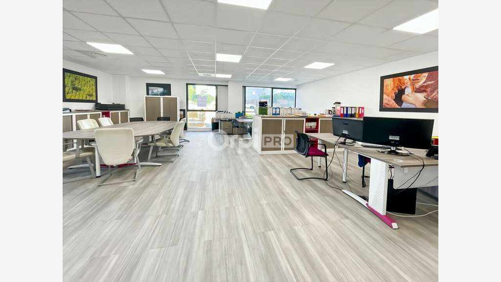 A louer bureaux 96m² à La Ciotat zone Athélia