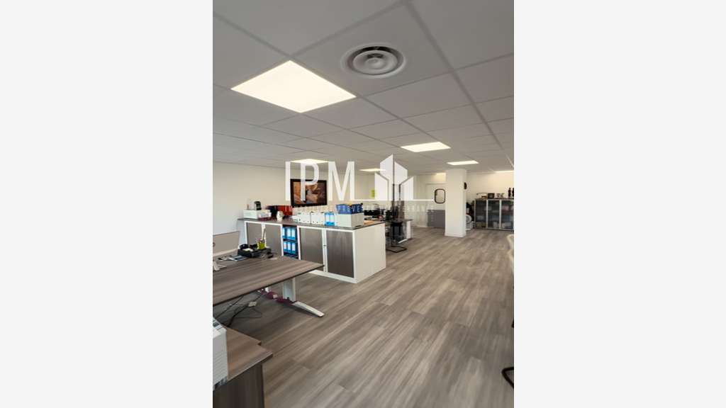 A louer bureaux 96m² zone Athélia à La Ciotat