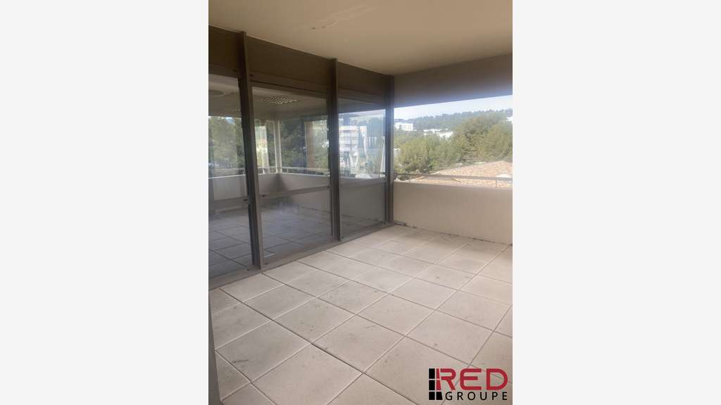Location bureaux 207m² au 3ème étage à La Ciotat