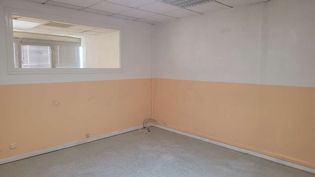 Loue espace de bureaux 210m² Hyères Saint-Gervais