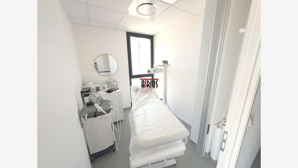 A louer bureaux de 250m² à la Moutonne