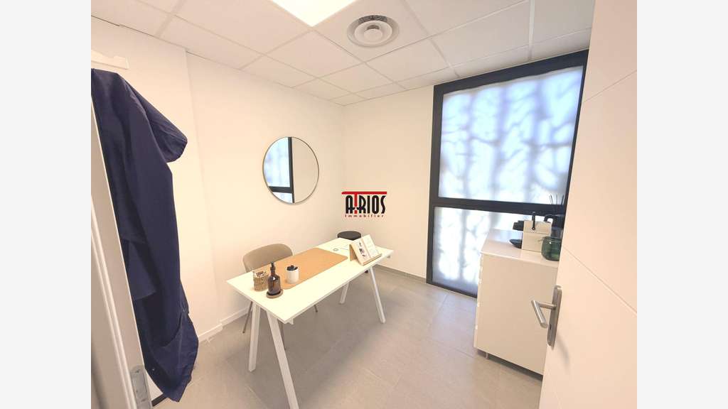 A louer bureaux de 250m² à la Moutonne