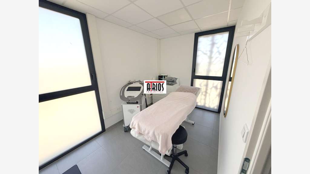 A louer bureaux de 250m² à la Moutonne