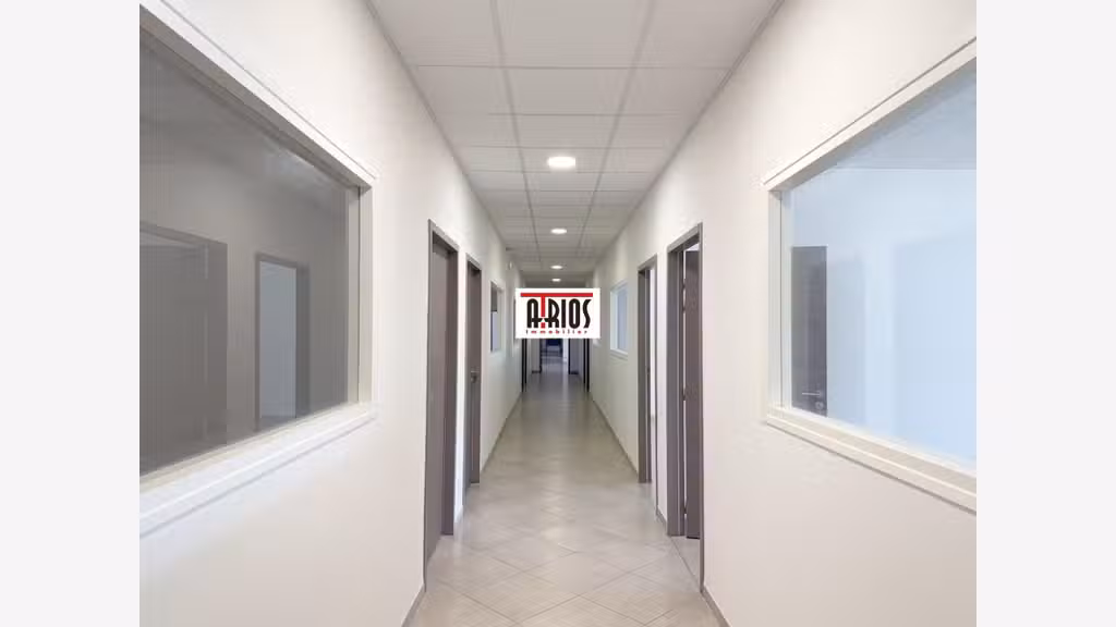 A louer plateau bureaux de 470m² à la Crau Gavarry