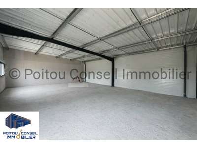 Location Locaux commerciaux - Boutiques à La Crèche