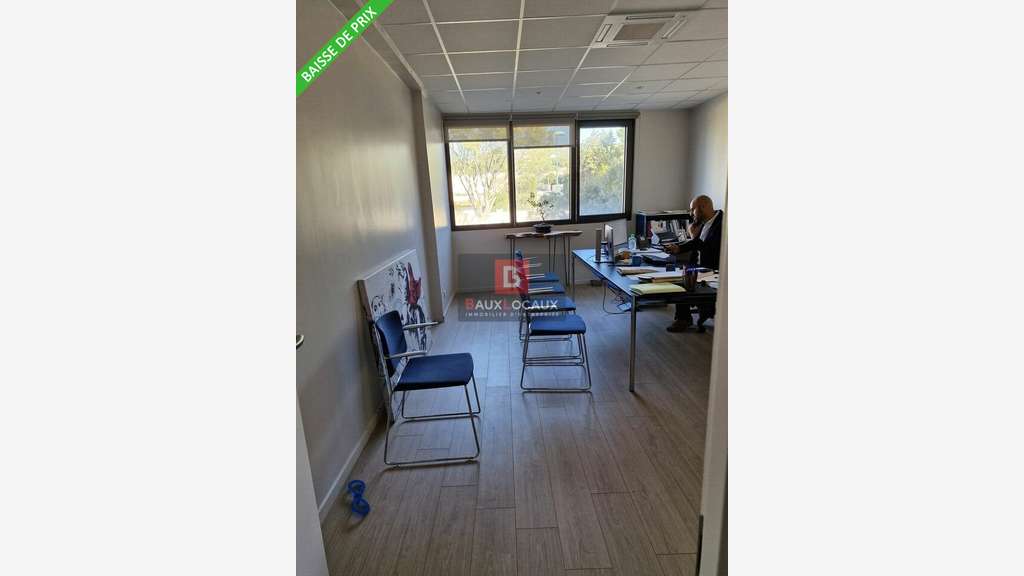 A louer bureaux 152m² haut de gamme à La Fare
