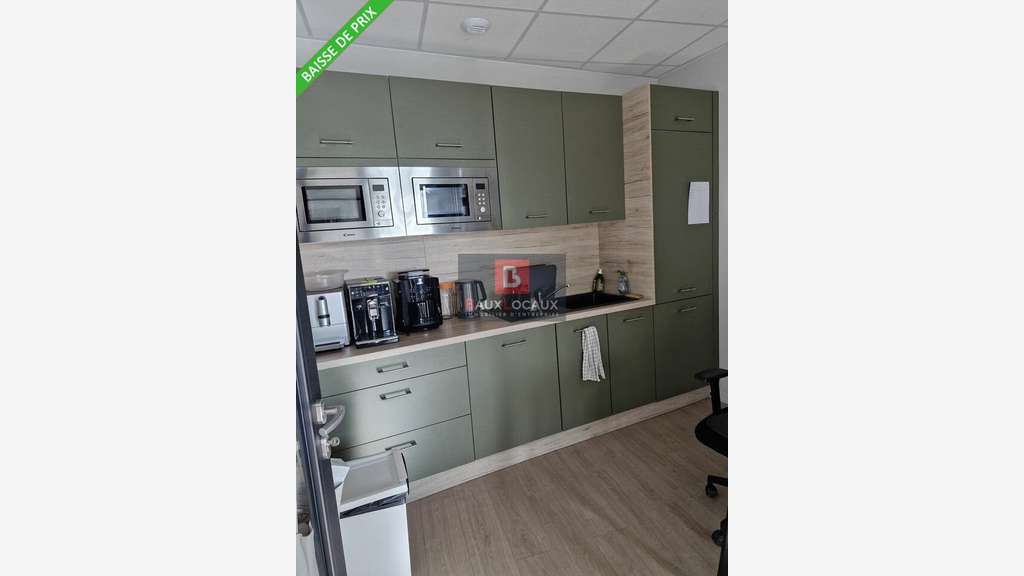 A louer bureaux 152m² haut de gamme à La Fare