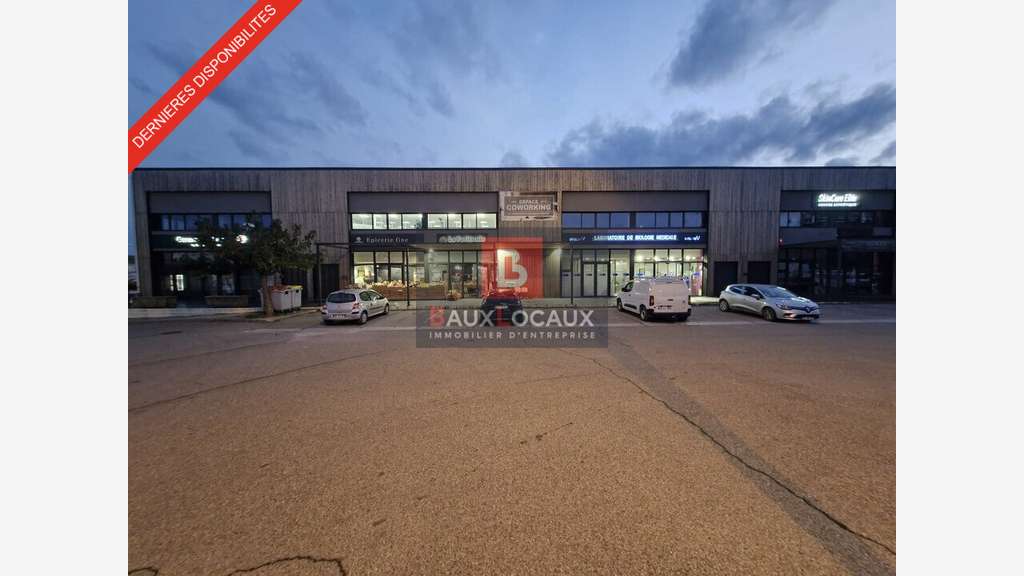 A louer bureau 40m² R+1 à La Fare-les-Oliviers