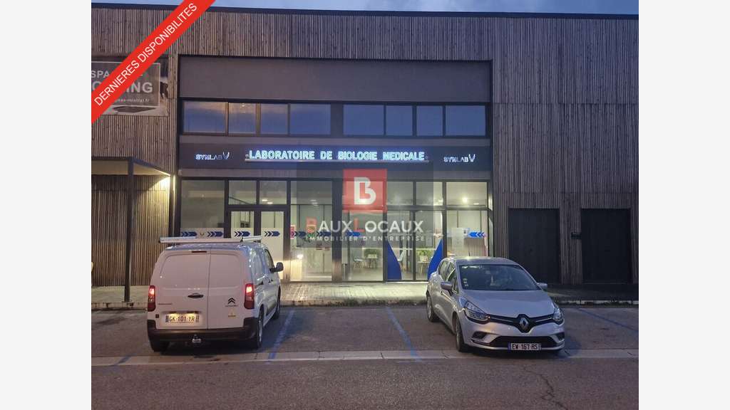 A louer bureau 40m² R+1 à La Fare-les-Oliviers