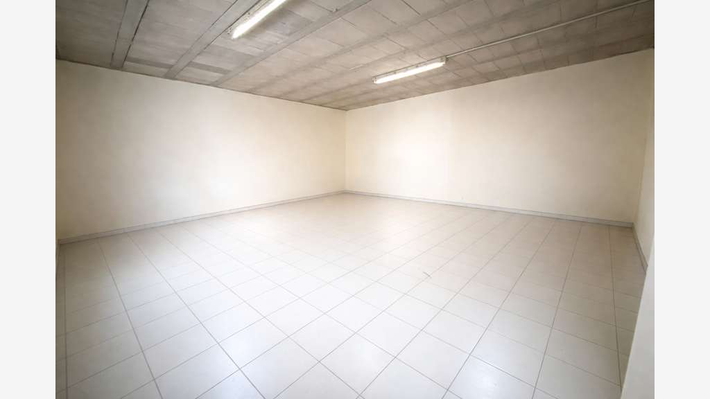 A louer bureaux 100m² ZA La Farlède - Toulon-Est