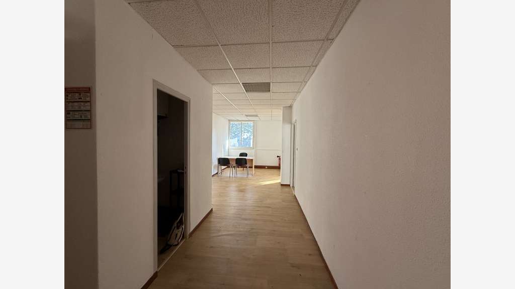 A louer bureaux 80m² La Farlède ZA Toulon-Est
