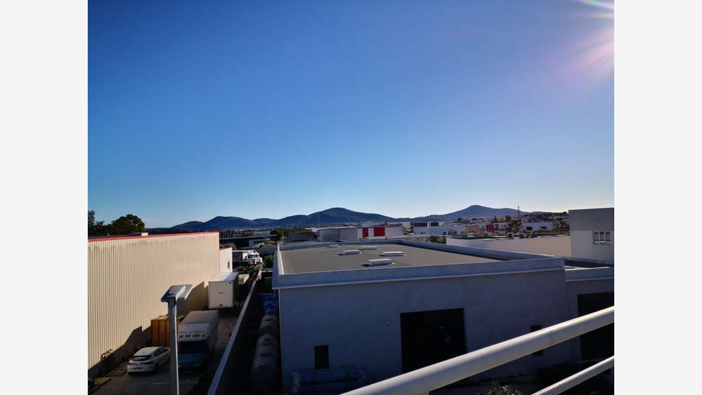 Bureaux 246m² avec parkings à La Farlède