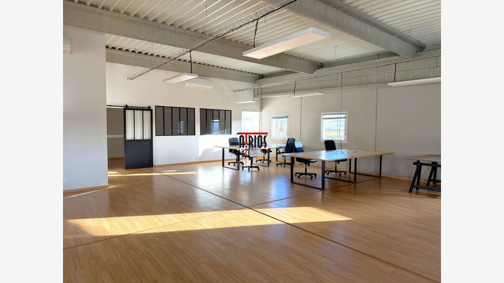 A louer bureaux 160m² zone d'activité la Farlède