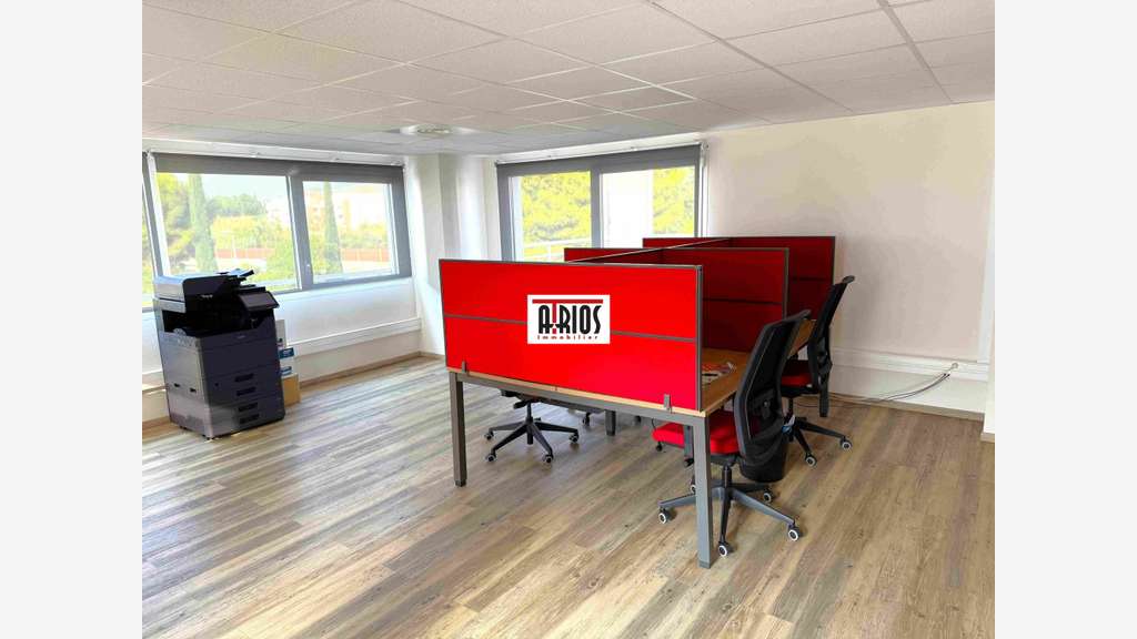 A louer bureaux de 246m² en zi de la Farlède
