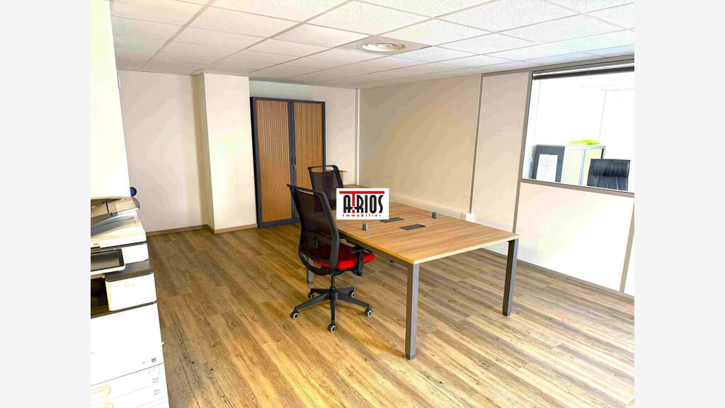 A louer bureaux de 246m² en zi de la Farlède