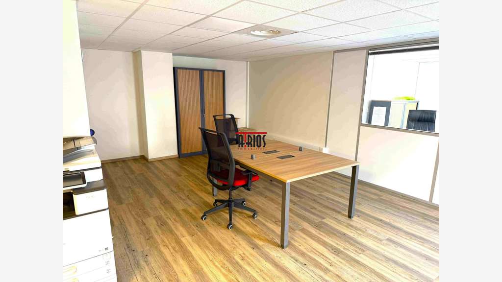 A louer bureaux de 246m² en zi de la Farlède