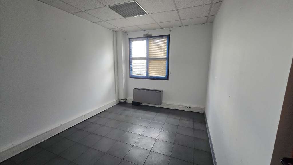 A louer bureaux 90m² ZI de La Garde