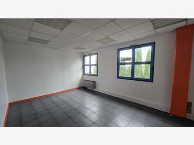 A louer bureaux 90m² ZI de La Garde