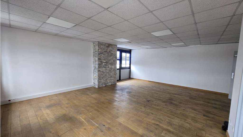 A louer bureaux 140m² R+2 ZI de La Garde A57/A570