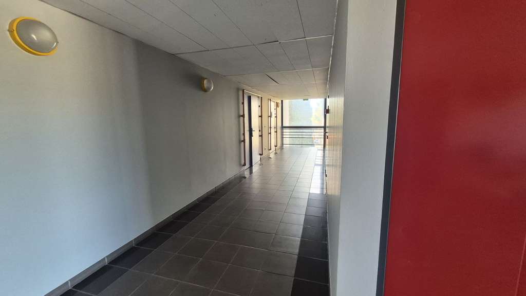 A louer bureaux 140m² R+2 ZI de La Garde A57/A570