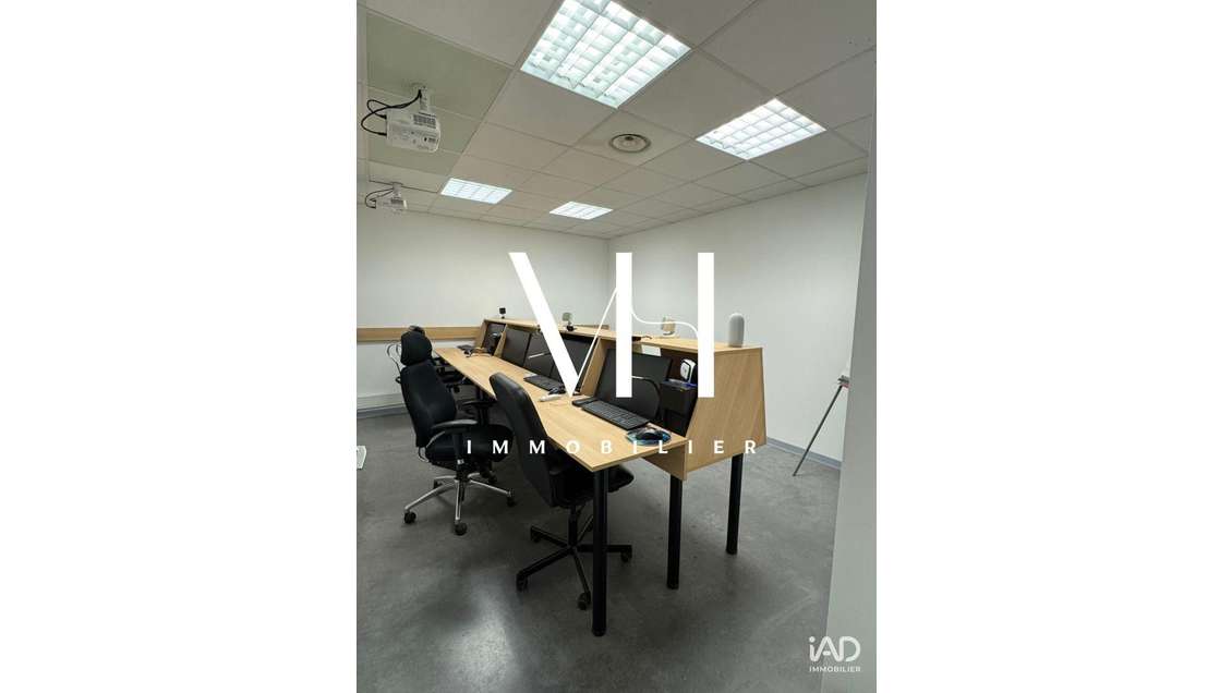 Location bureaux 60m² à La Garde limite La Farlède