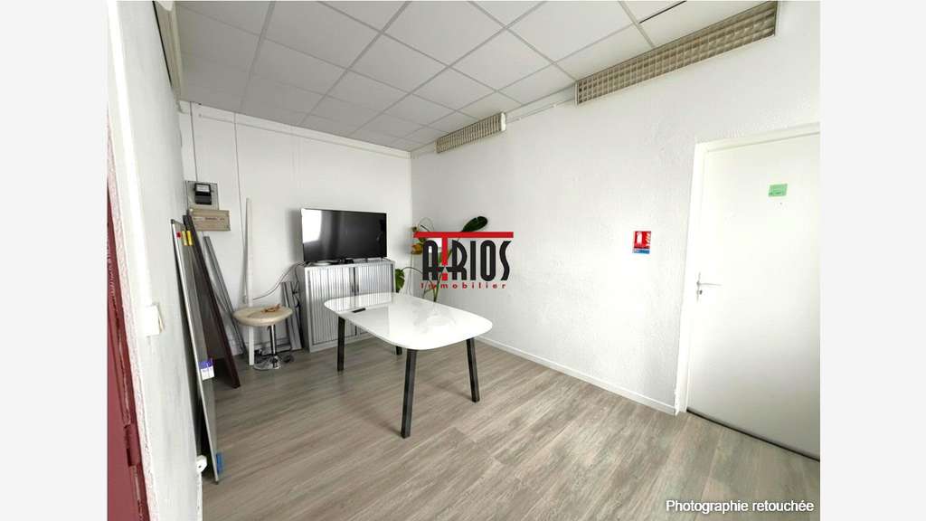 Loue bureaux 404m² sur 2 niveaux en zi de la Garde