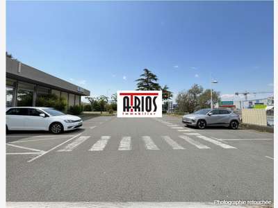 Loue bureaux 404m² sur 2 niveaux en zi de la Garde