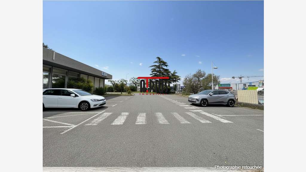 Loue bureaux 404m² sur 2 niveaux en zi de la Garde
