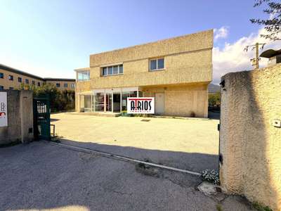 A louer bureaux de 280m² en zi de la Garde