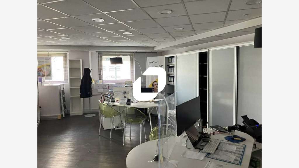 A louer Bureaux 163m² La garenne colombes