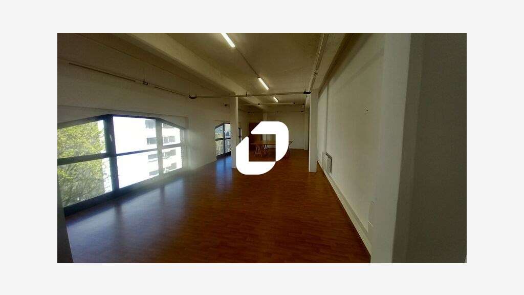 A louer Bureaux 118m² La madeleine