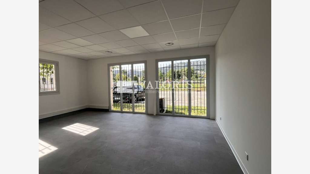 Bureaux à louer à La Penne-sur-Huveaune