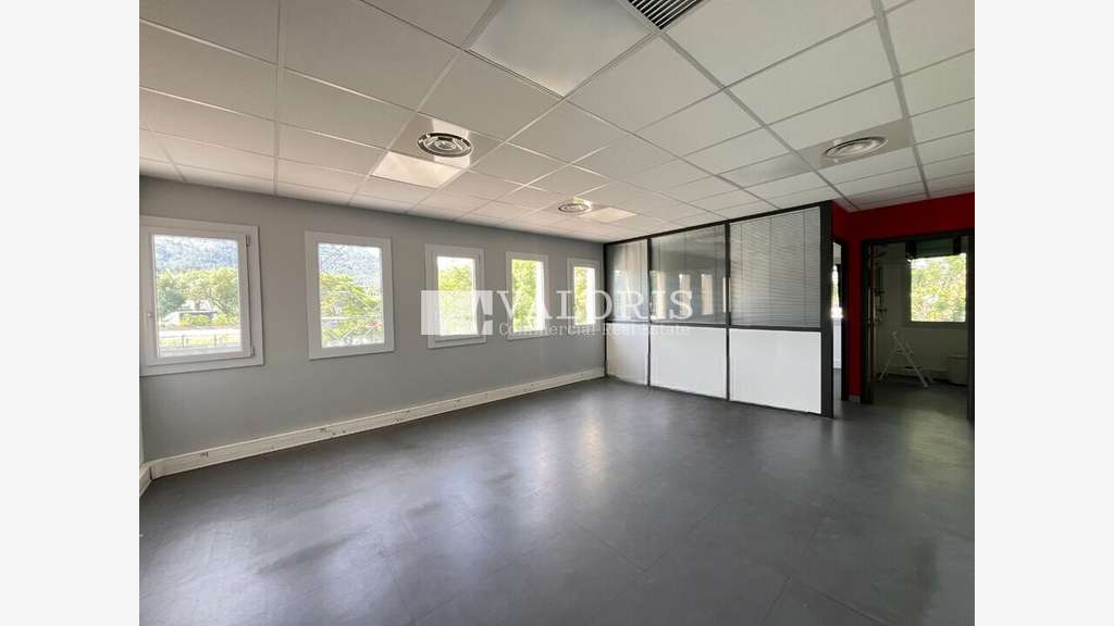 Bureaux à louer à La Penne-sur-Huveaune