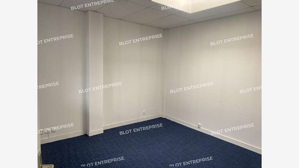 A louer 2 plateaux de bureaux 33m² à La Richardais