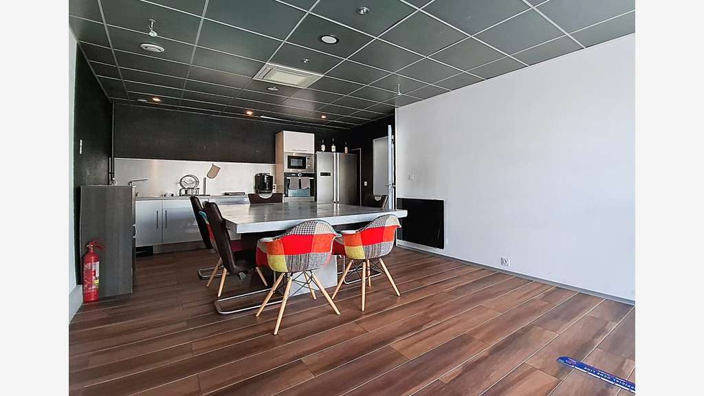 Bureau de 16.15m² à louer La Roche sur Foron (74)