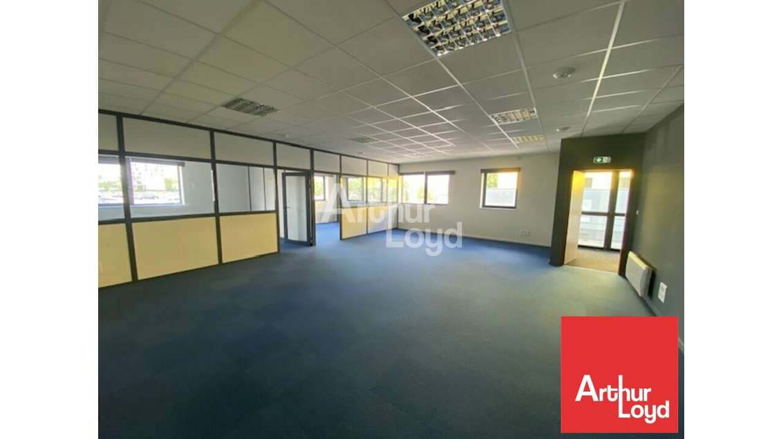 Bureaux lumineux 91m² à louer à La Roche-sur-Yon