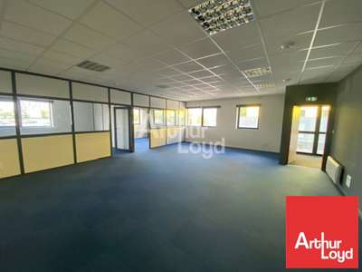 Bureaux lumineux 91m² à louer à La Roche-sur-Yon