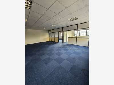 A louer bureau 91m² excellent état Zone Beaupuy