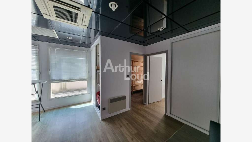 Location bureaux 25m² centre-ville La Roche-Yon